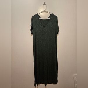 Elegant Green Maxi Dress